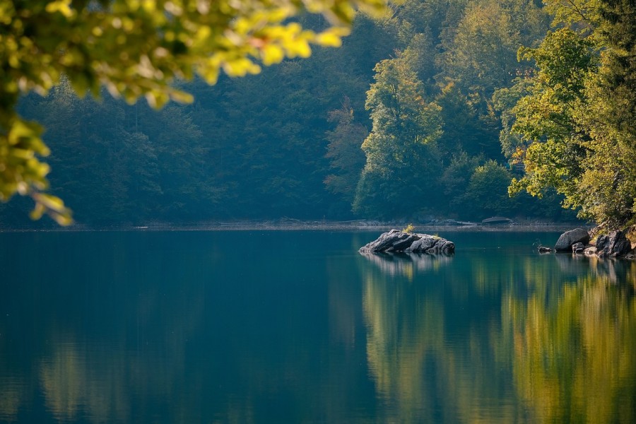 Quelles sont les activités possibles autour du lac de Pormenaz ?